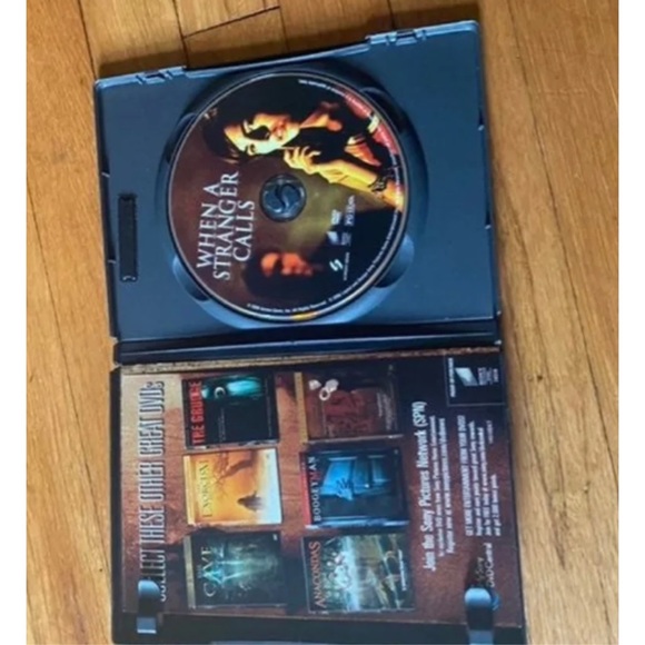 When a Stranger Calls DVD - Picture 2 of 6